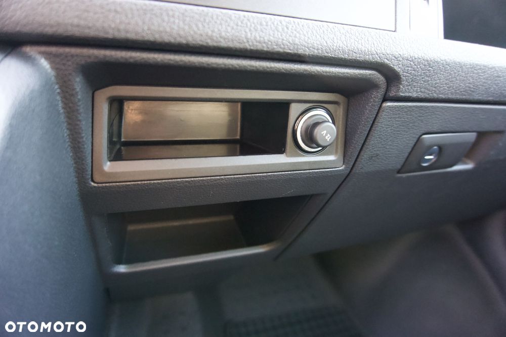 Volkswagen Caravelle 2.0 TDI L2 Highline - 37