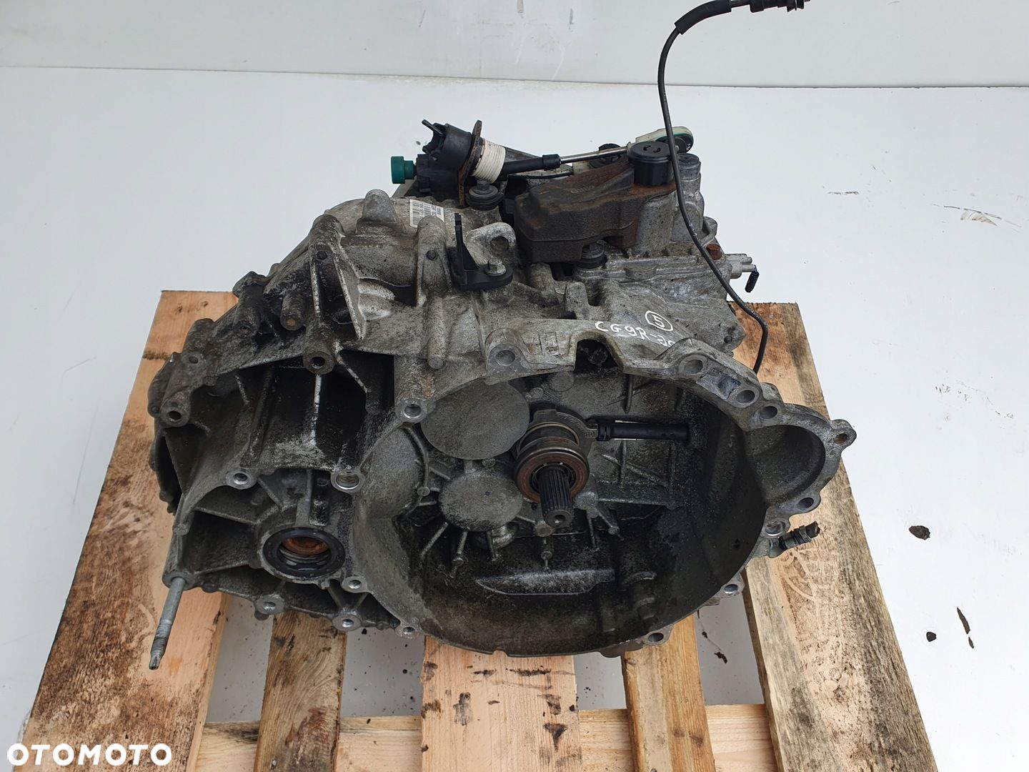 Volvo S60 II V60 2.0 D3 SKRZYNIA BIEGÓW manualna CG9R-7002-JC 1285052 - 1