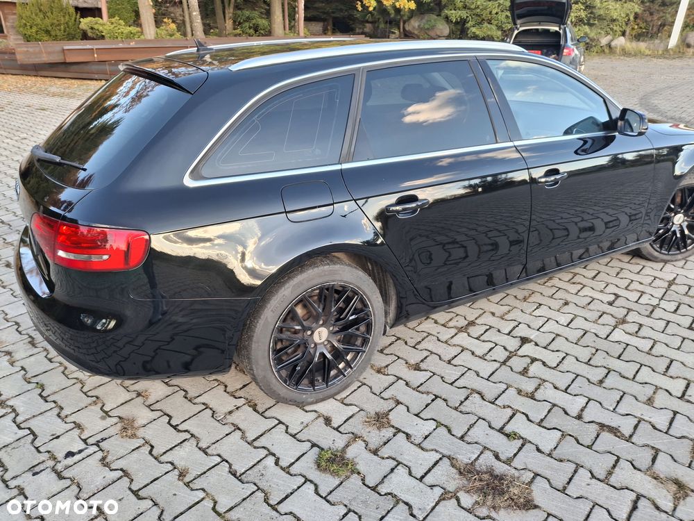 Audi A4 Avant - 31