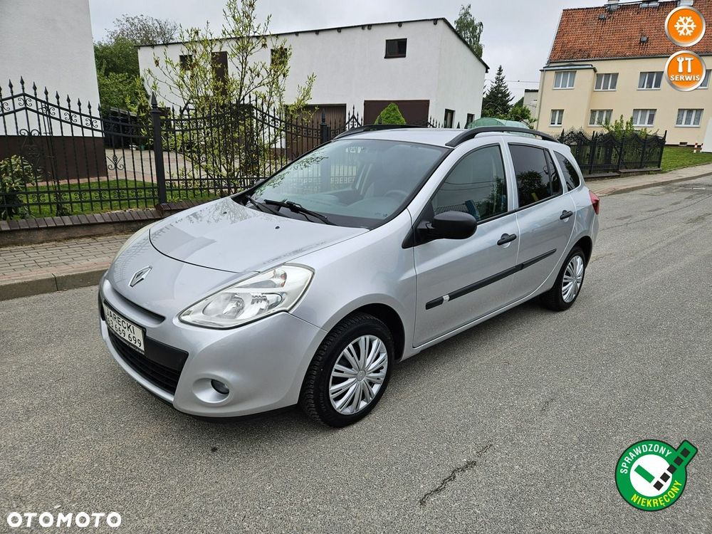 Renault Clio - 1