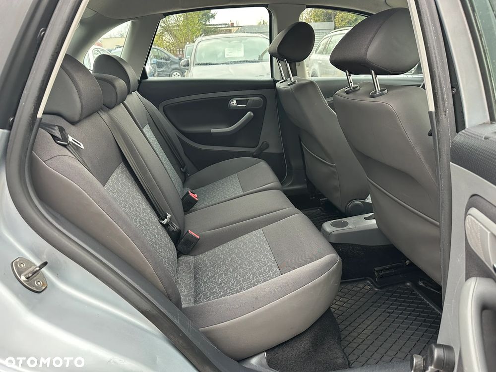 Seat Ibiza 1.4 16V Reference - 19