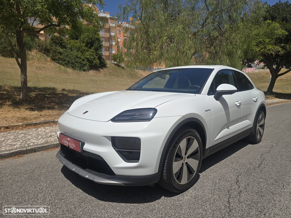 Porsche Macan Electric - 4