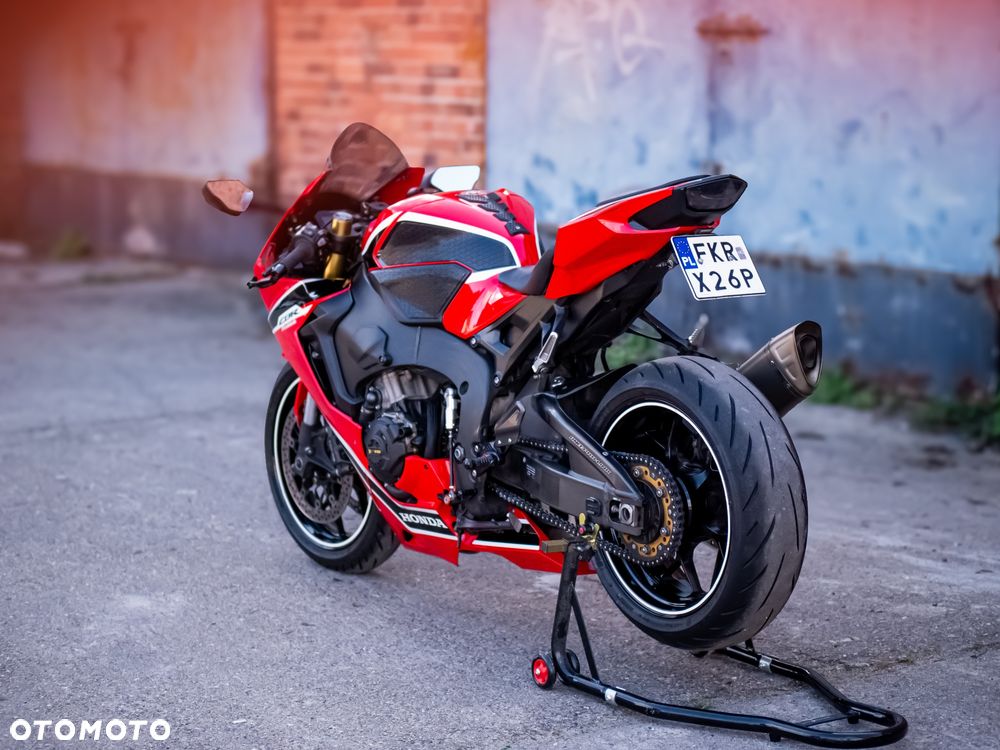 Honda CBR - 10