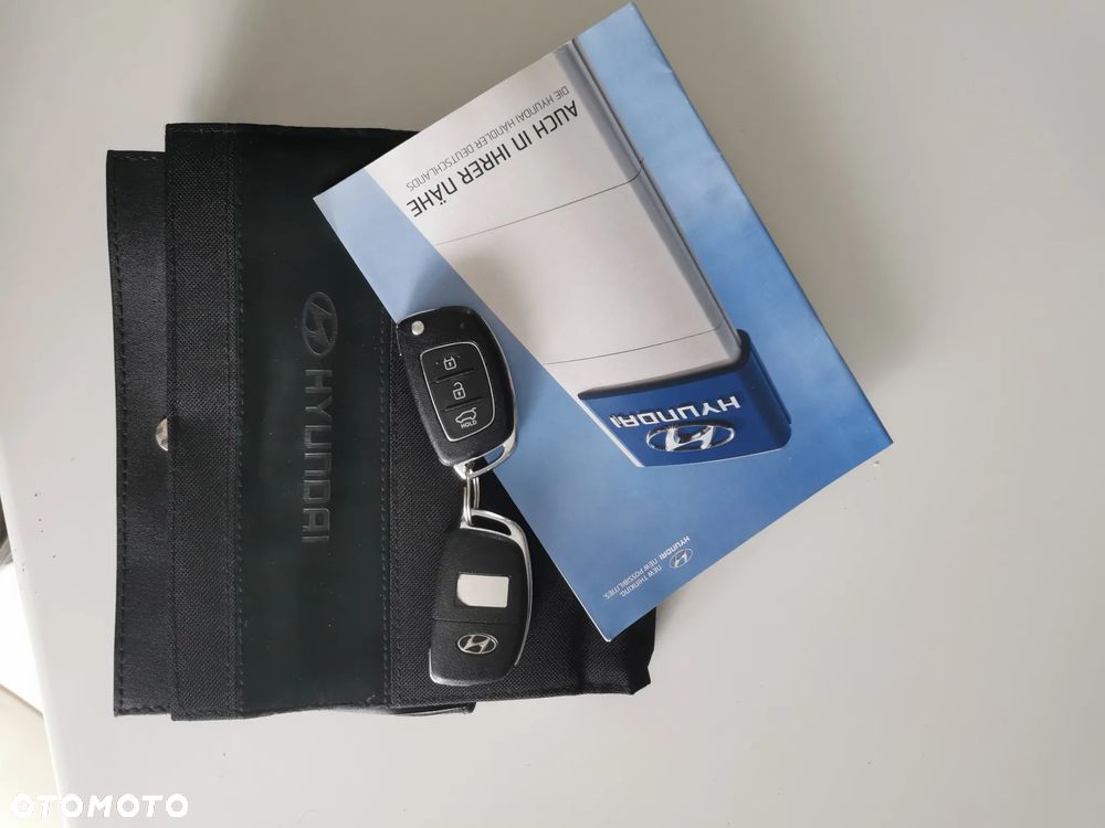 Hyundai i10 1.0 BlueDrive Premium - 20