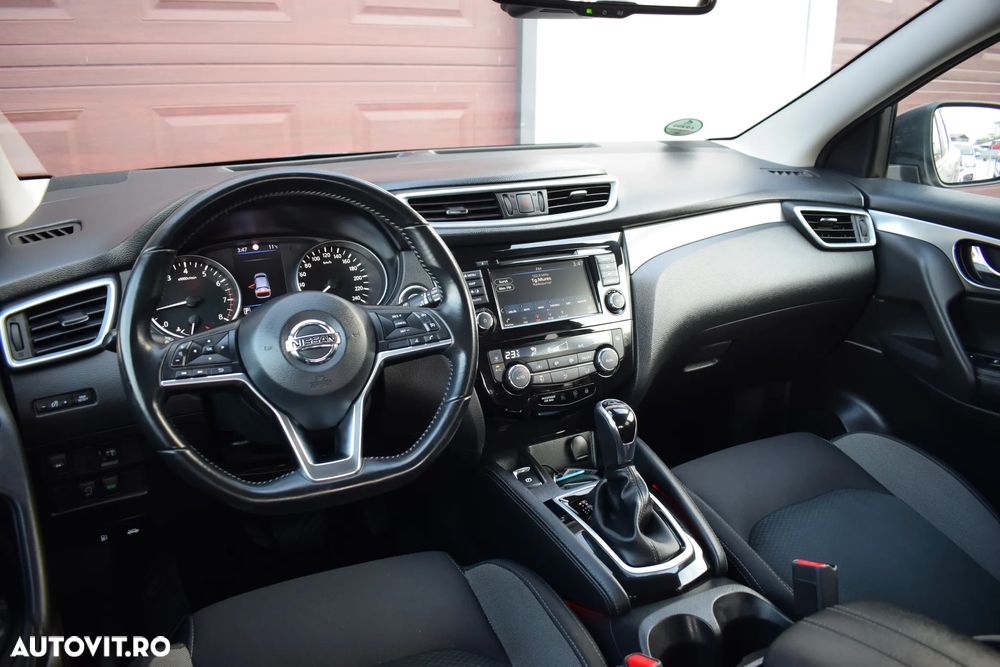 Nissan Qashqai 1.3 DIG-T DCT N-CONNECTA - 14