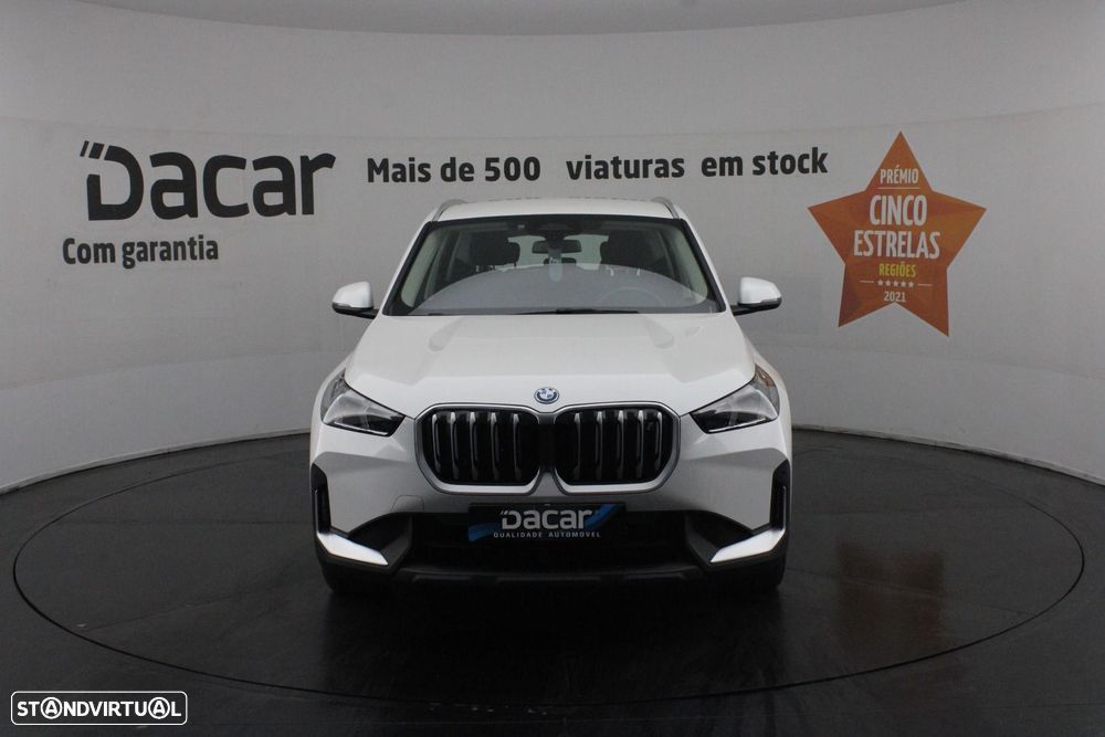 BMW iX1 xDrive30 — photo 2