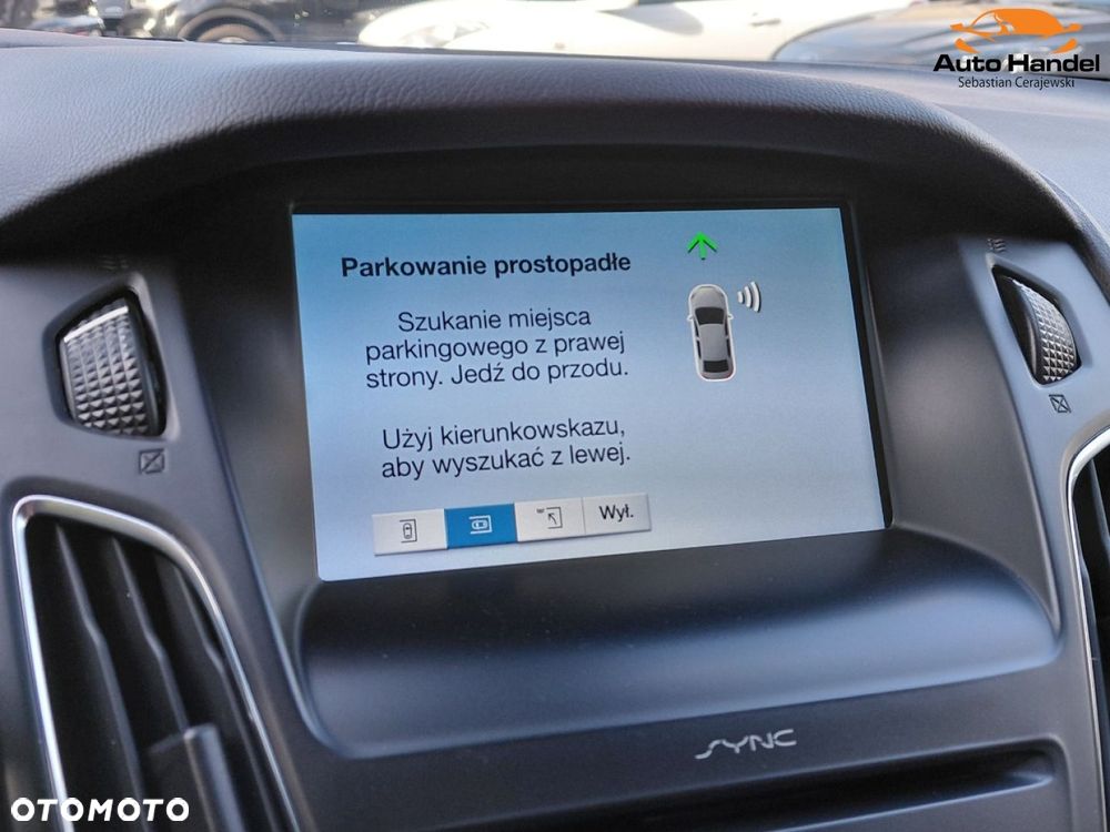 Ford Focus - 38