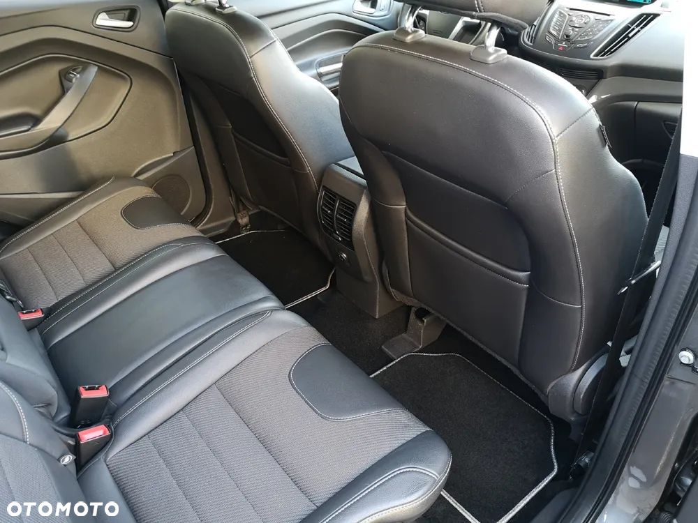 Ford Kuga 1.5 EcoBoost 2x4 Trend - 25