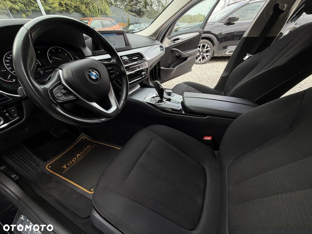 BMW Seria 5 520d - 19