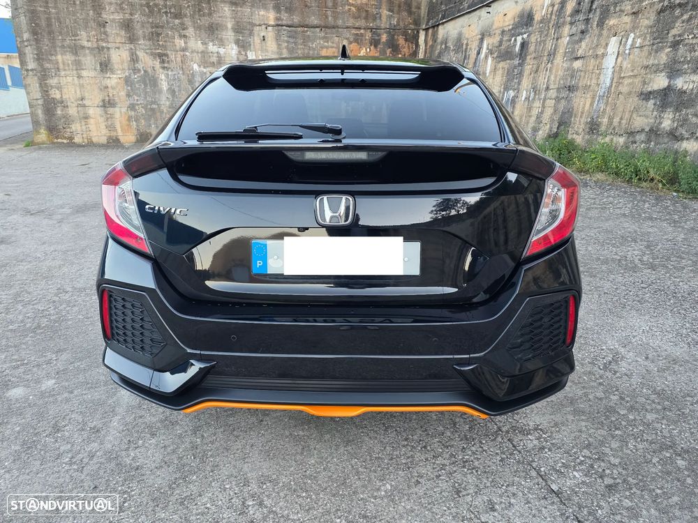 Honda Civic 1.0 i-VTEC Executive Premium - 13