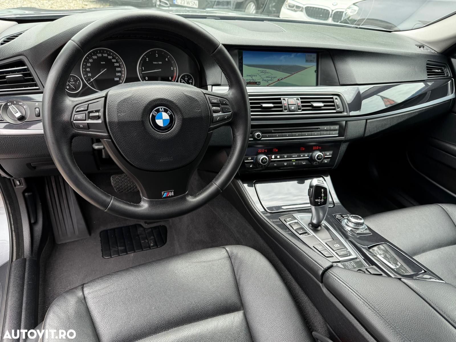 BMW Seria 5 530d xDrive Aut. - 36