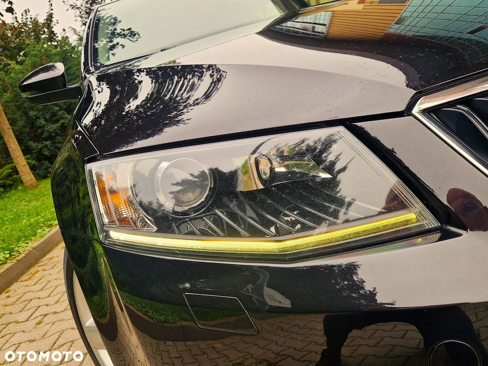 Skoda Octavia 2.0 TDI DSG Style - 11