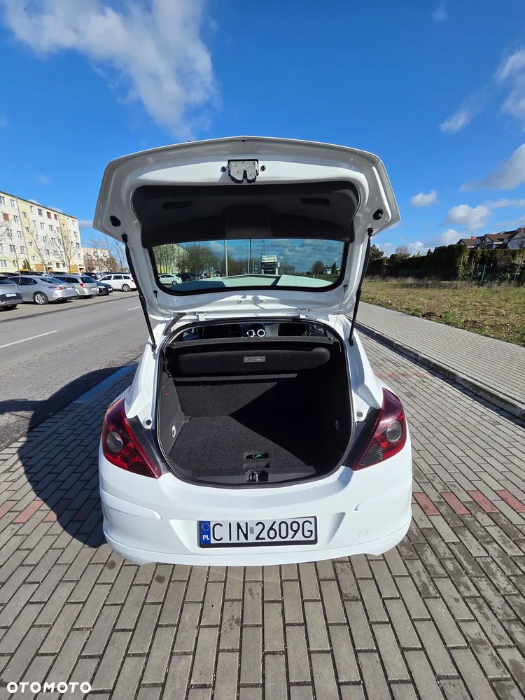 Opel Corsa 1.4 16V Limited Edition - 9