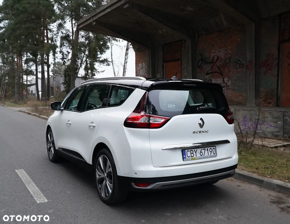 Renault Grand Scenic - 8