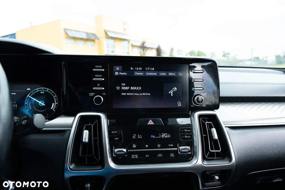 Kia Sorento 1.6 T-GDI HEV M - 31