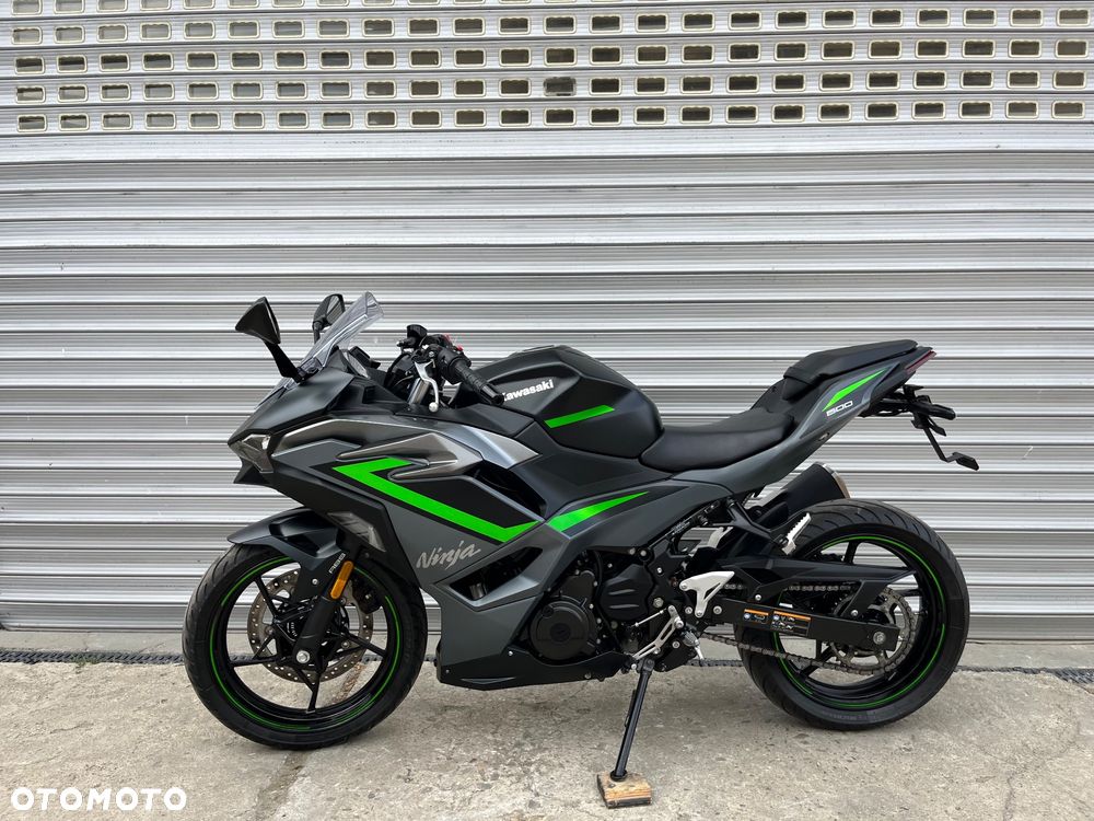 Kawasaki Ninja - 13