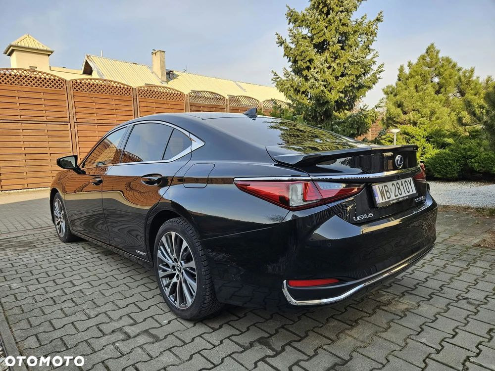 Lexus ES - 12