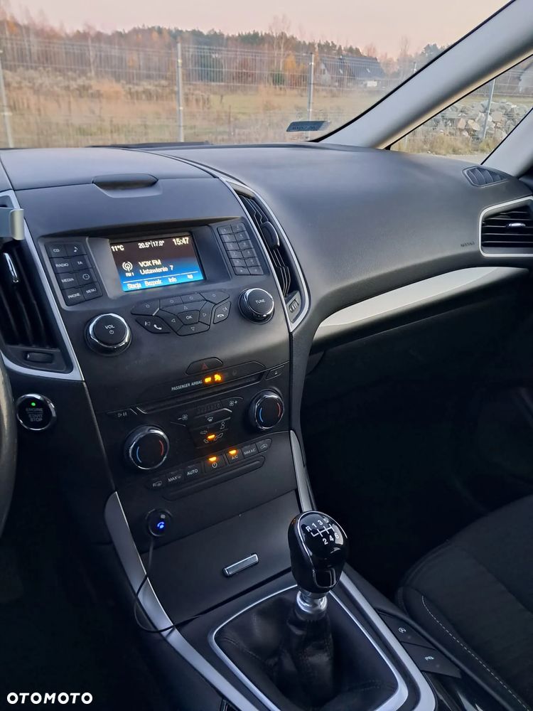 Ford S-Max - 7