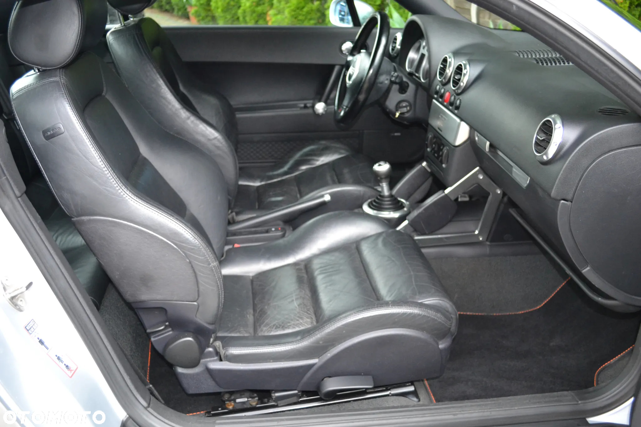 Audi TT Coupe 1.8T - 22