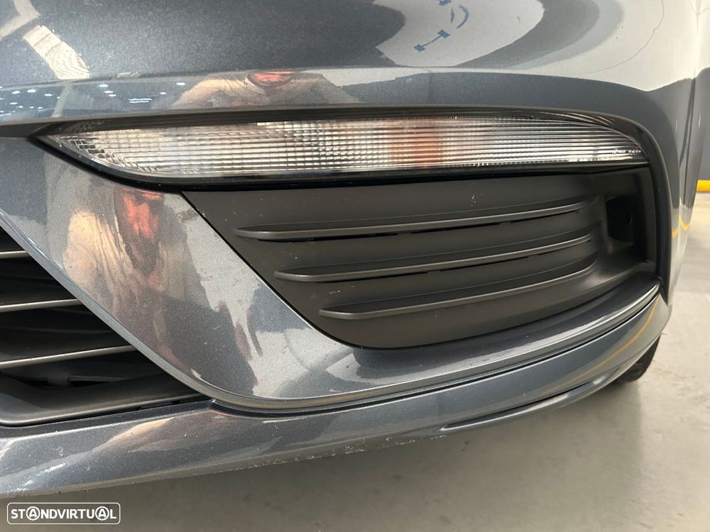 Renault Mégane 1.5 Blue dCi Limited - 6