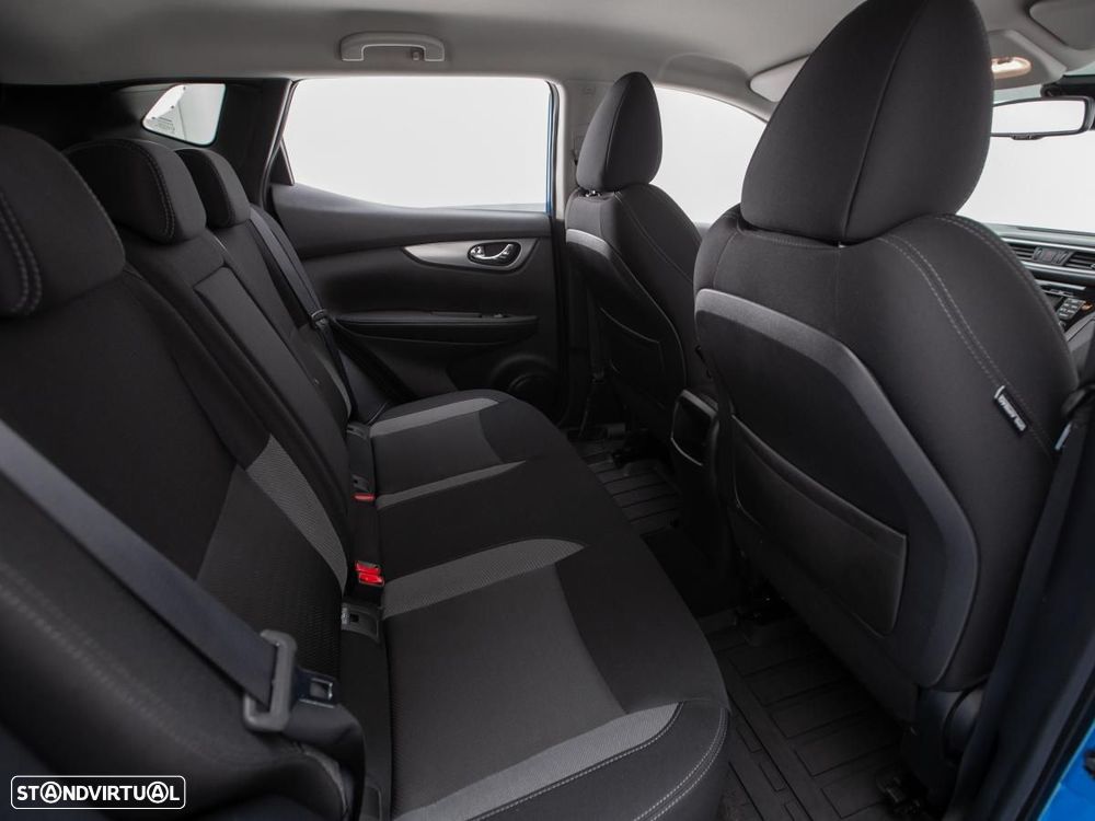 Nissan Qashqai - 11