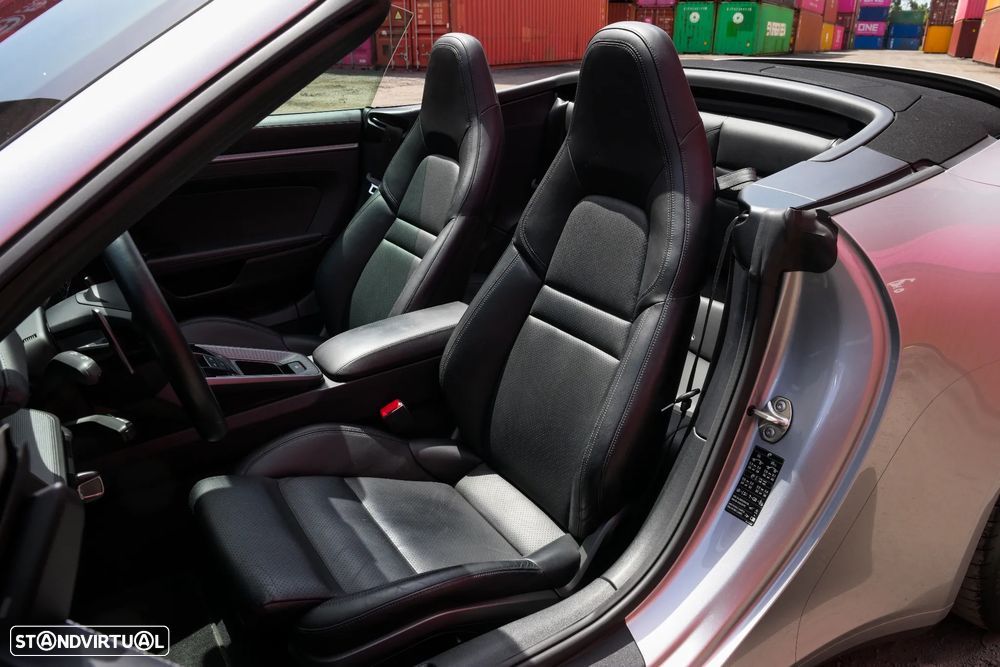 Porsche 911 (992) Carrera S PDK - 50