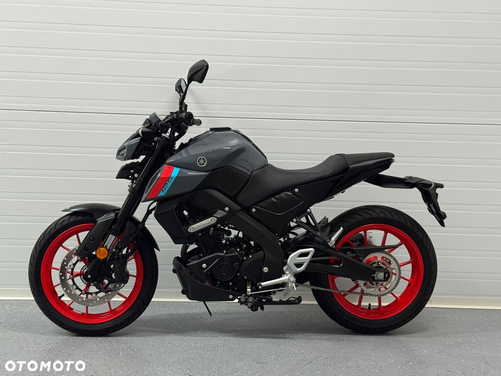 Yamaha MT - 17