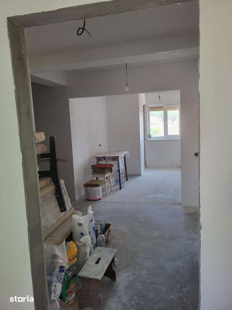 Vand apartament 3 camere — fotografia 1