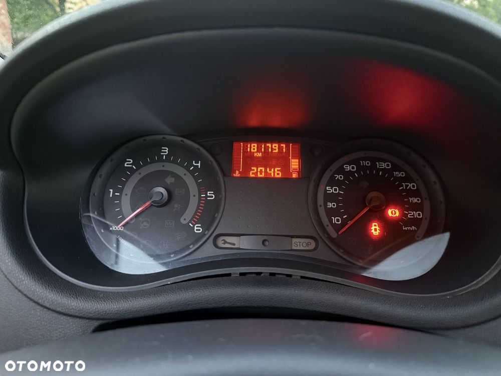Renault Clio - 7