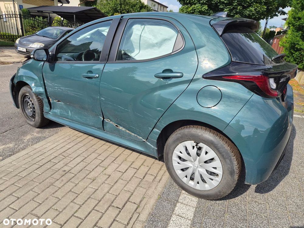Toyota Yaris - 8