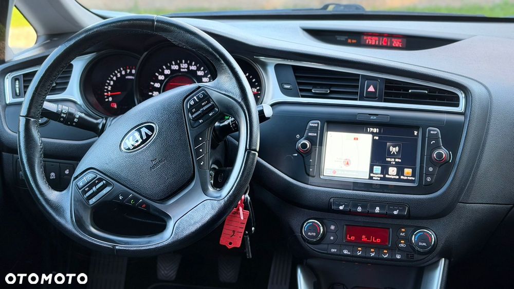 Kia Ceed - 26