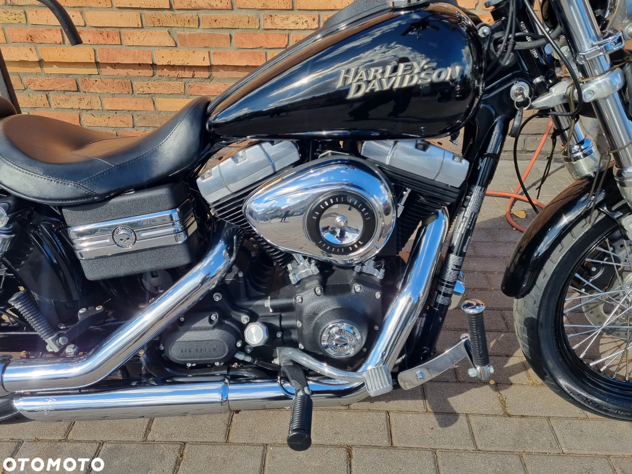 Harley-Davidson Dyna Street Bob - 28