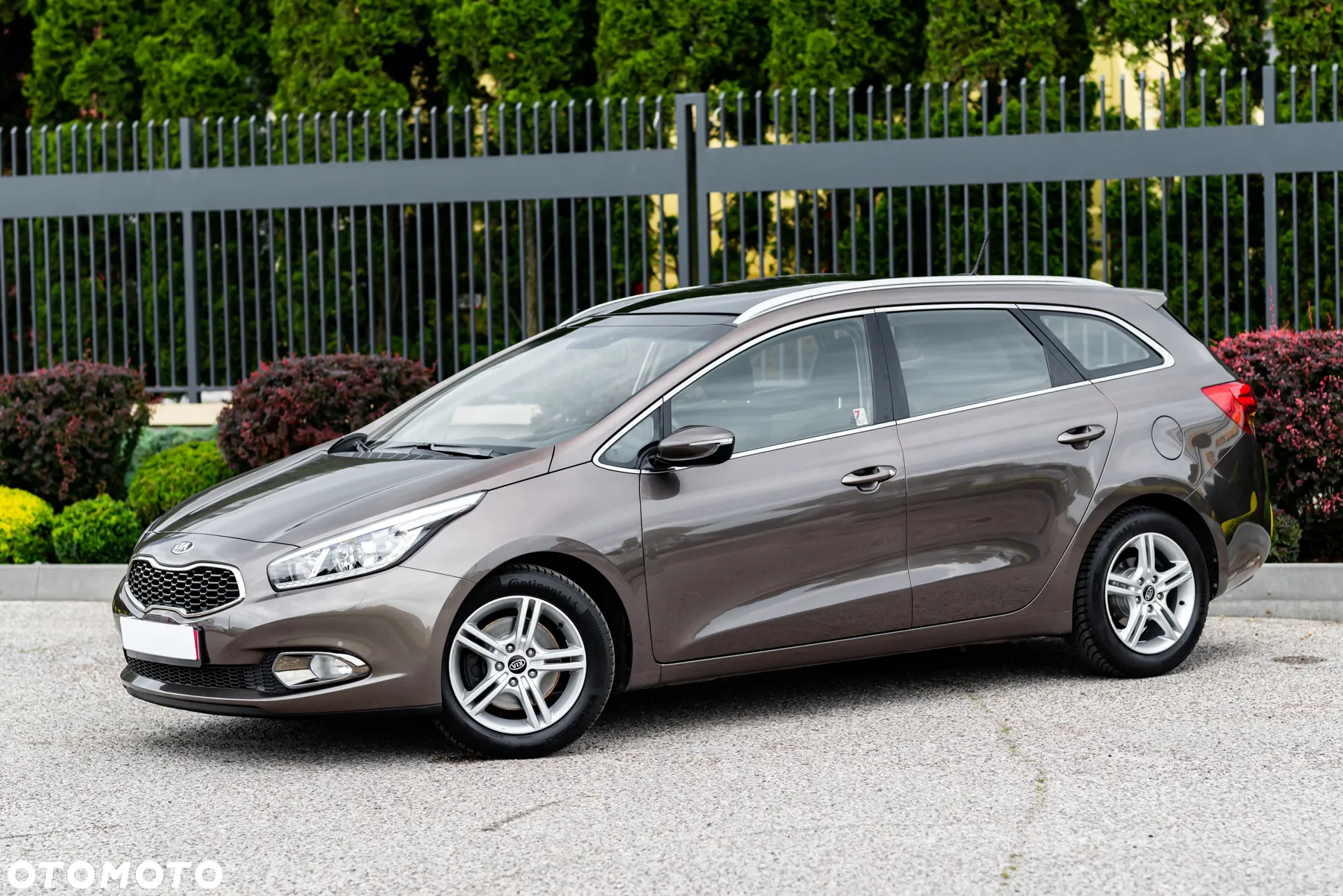 Kia Ceed Cee'd 1.6 GDI L - 10