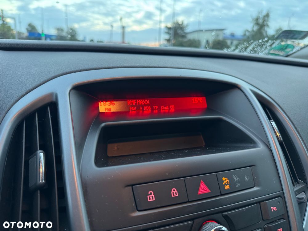 Opel Astra - 35