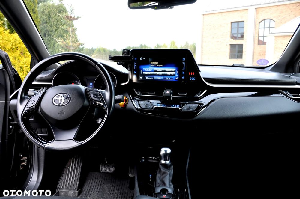 Toyota C-HR Style Selection - 29