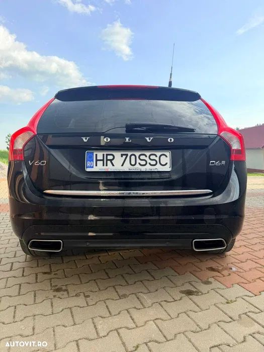 Volvo V60 D4 AWD Momentum - 8