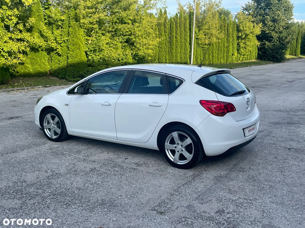 Opel Astra 1.7 CDTI DPF Innovation - 36