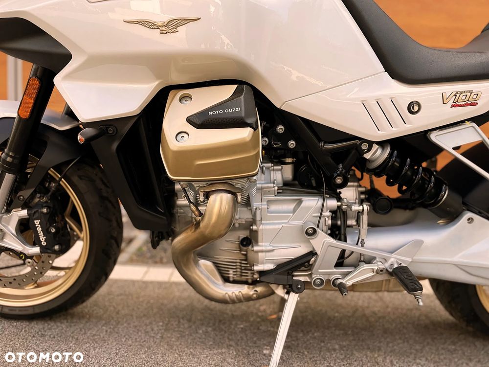Moto Guzzi V100 Mandello - 9