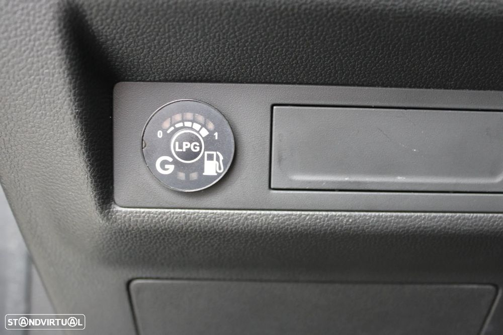 Renault Captur 1.0 TCe Techno Bi-Fuel - 18