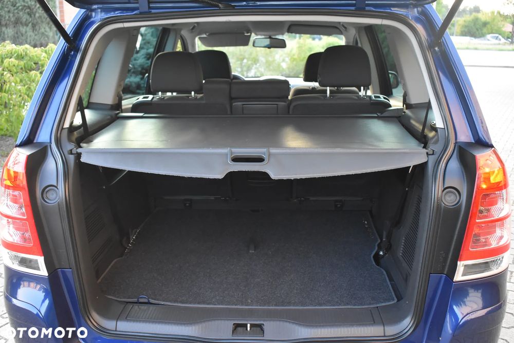 Opel Zafira - 33