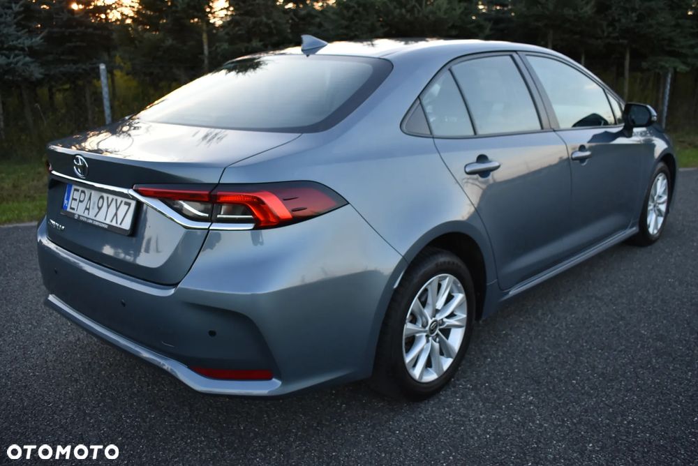 Toyota Corolla 1.6 Active - 12