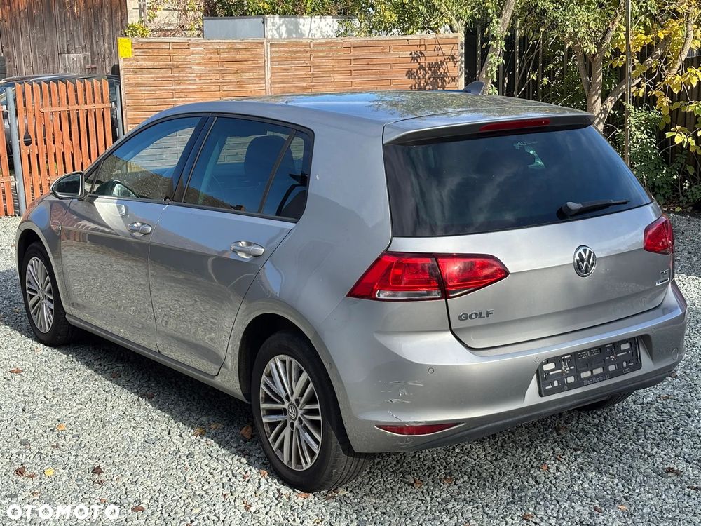 Volkswagen Golf 1.2 TSI BlueMotion Technology Cup - 8