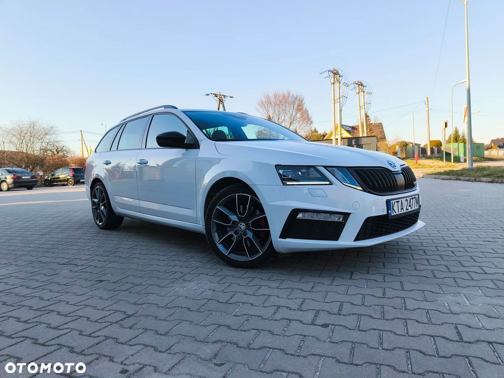 Skoda Octavia 2.0 TDI 4x4 DSG RS - 1