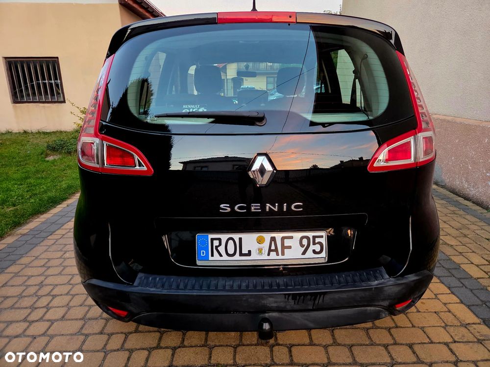 Renault Scenic 1.6 16V 110 Dynamique - 11