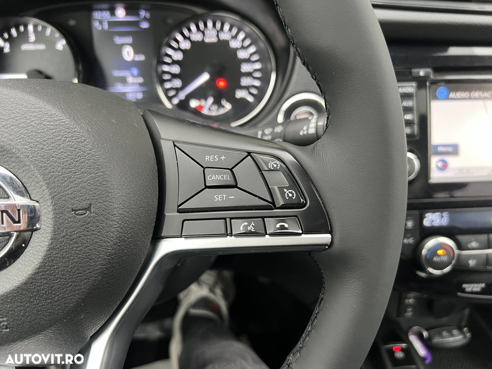 Nissan X-Trail 1.7 dCi N-Connecta - 18