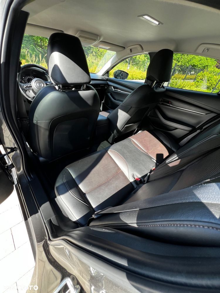 Mazda 3 2.0 mHEV Hikari - 20