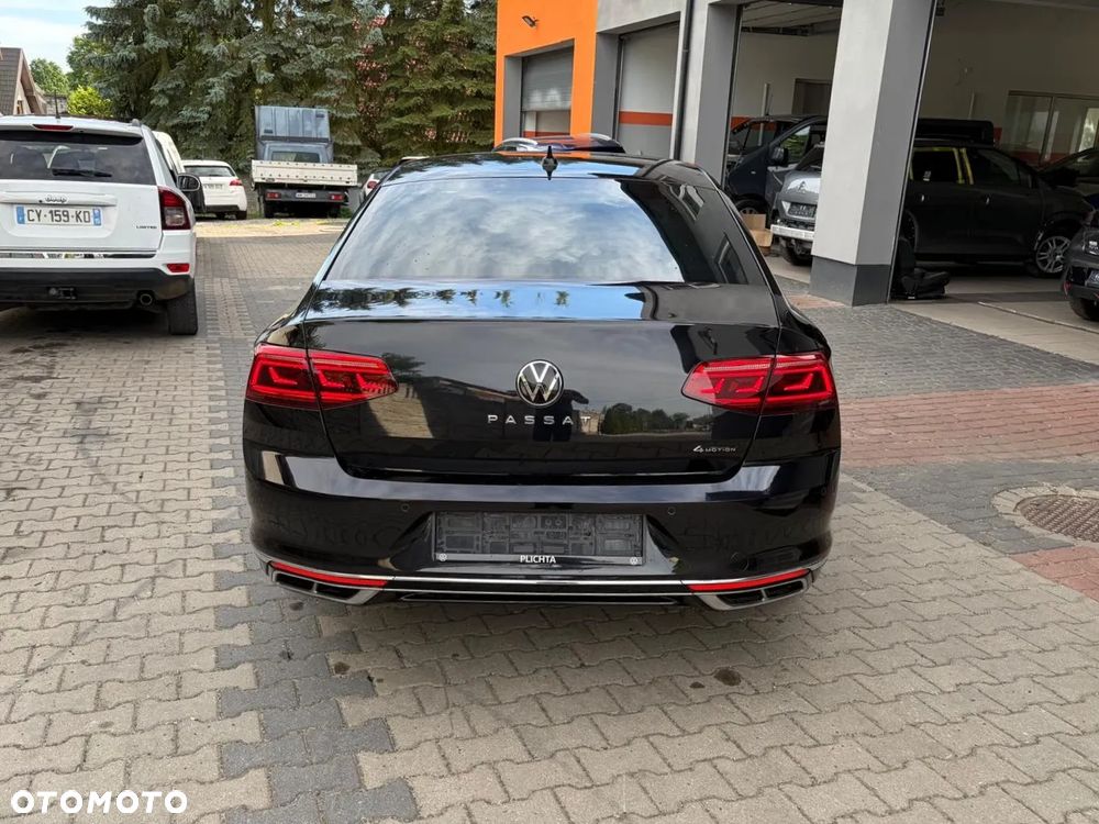 Volkswagen Passat 2.0 TSI 4Mot Elegance DSG - 2