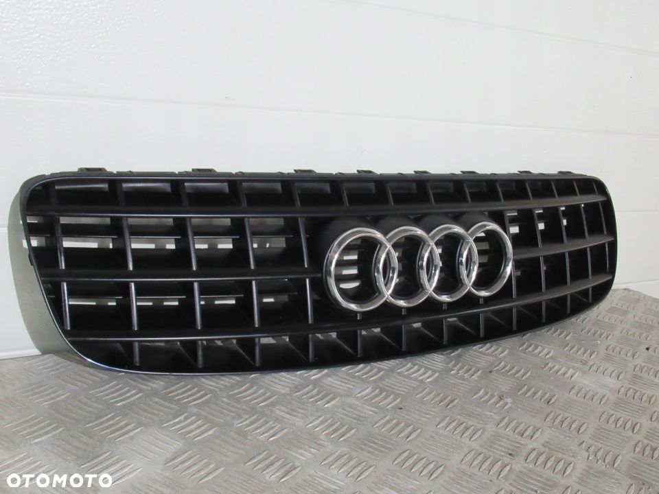 GRILL GRIL ATRAPA AUDI TT R32 S-LINE 8N0 8N0853653B 2002- - 2