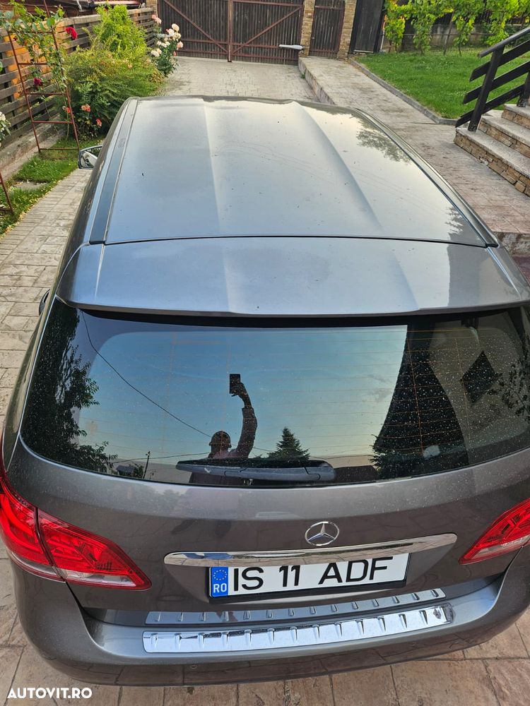 Mercedes-Benz EQB - 6