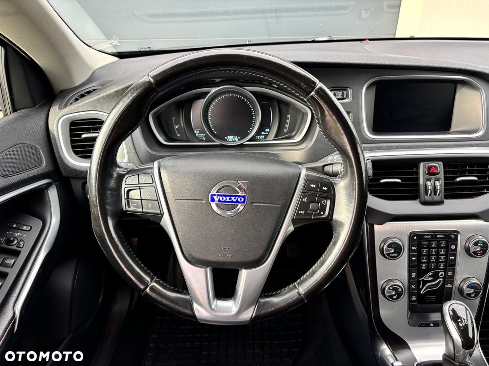 Volvo V40 D2 Ocean Race - 6